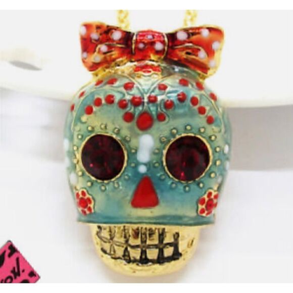 Betsey Johnson Jewelry - ♥️ Betsey Johnson sugar skull with crystal bow & sparkling eyes ♥️